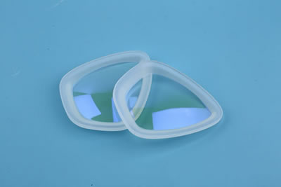 Coated dive mask lenses