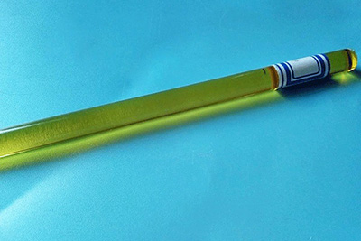 Yellow glass rod